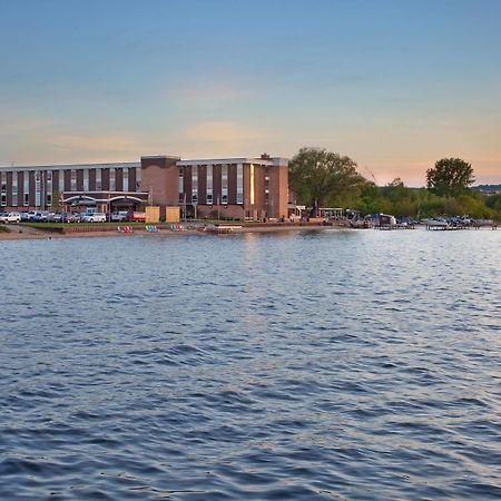 West Bay Beach, A Holiday Inn Resort Traverse City Exterior photo