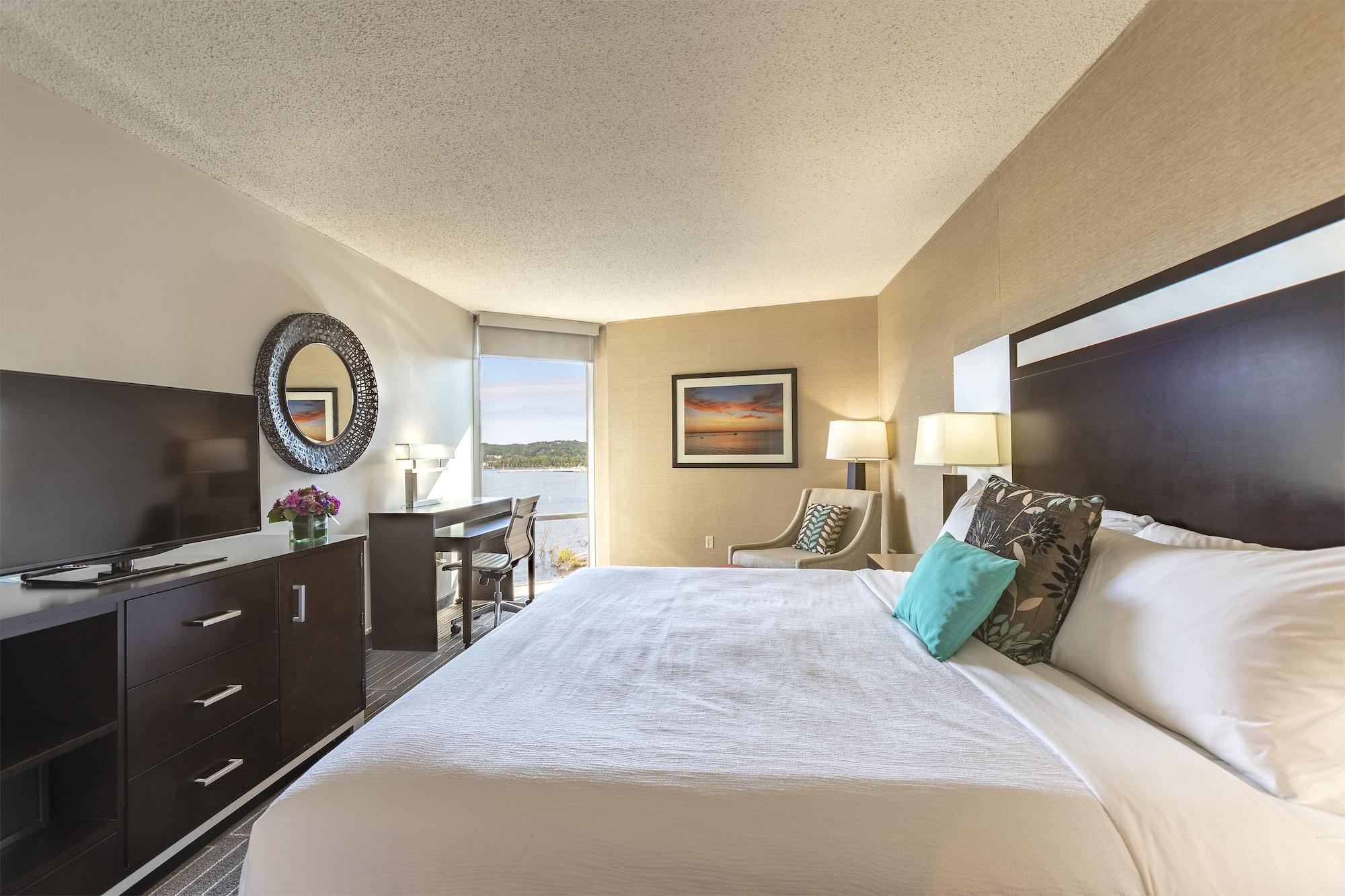 West Bay Beach, A Holiday Inn Resort Traverse City Exterior photo
