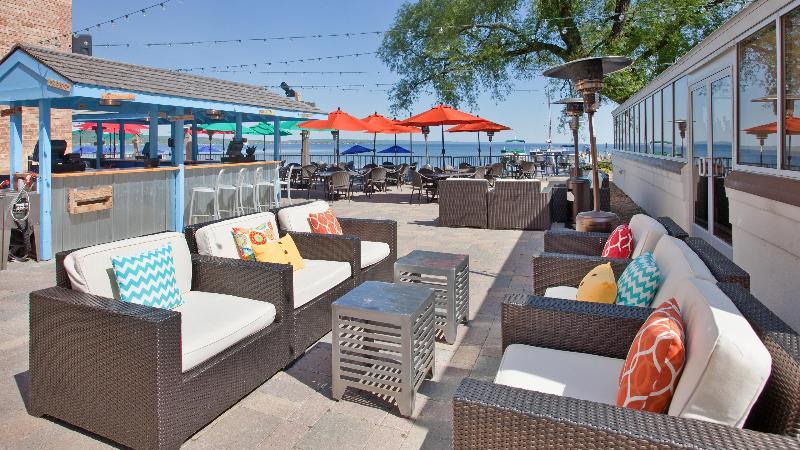 West Bay Beach, A Holiday Inn Resort Traverse City Exterior photo