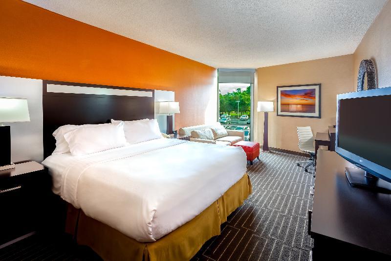 West Bay Beach, A Holiday Inn Resort Traverse City Exterior photo