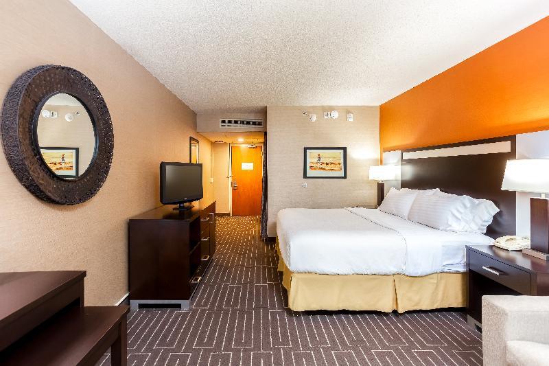 West Bay Beach, A Holiday Inn Resort Traverse City Exterior photo