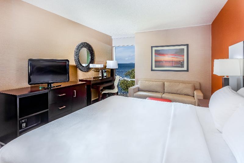 West Bay Beach, A Holiday Inn Resort Traverse City Exterior photo