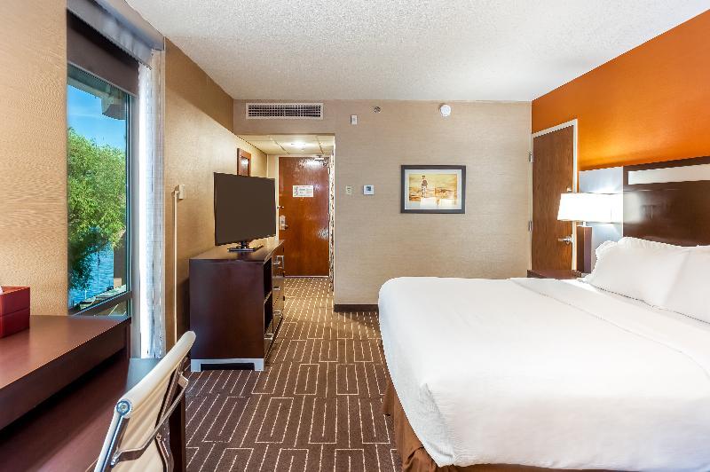 West Bay Beach, A Holiday Inn Resort Traverse City Exterior photo