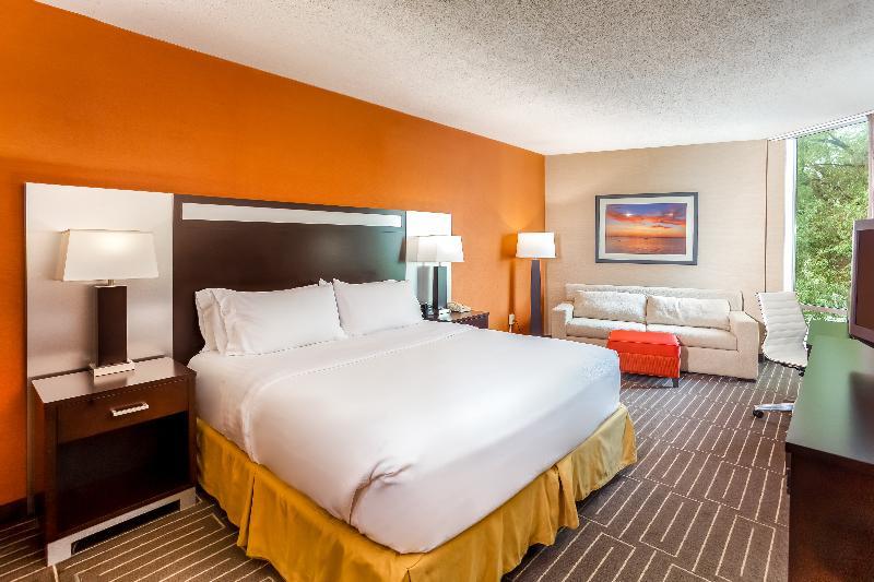 West Bay Beach, A Holiday Inn Resort Traverse City Exterior photo