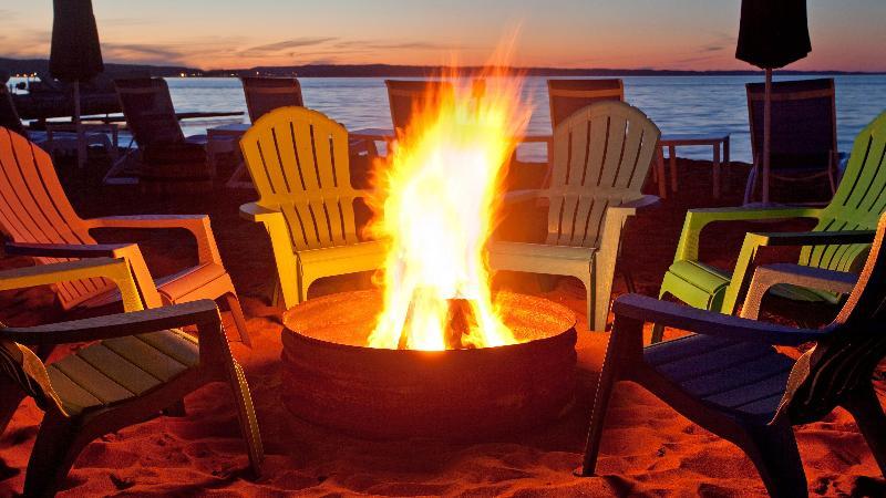 West Bay Beach, A Holiday Inn Resort Traverse City Exterior photo